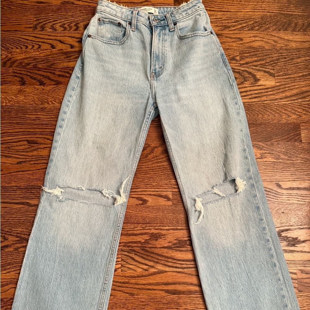 Abercrombie & Fitch Light Blue High Rise Jeans Curve Love Never Been Worn